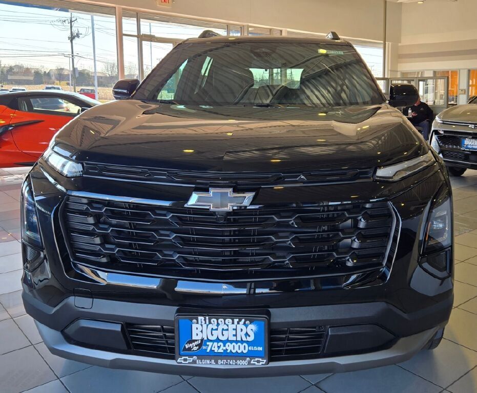 View vehicle photo 2