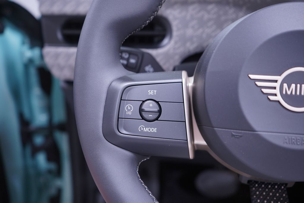 Thumbnail: 2026 MINI Cooper - 18