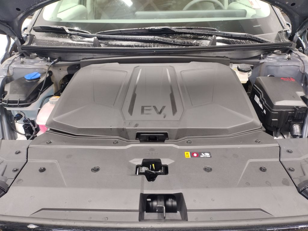 2026 Hyundai IONIQ 5 SE Standard Range