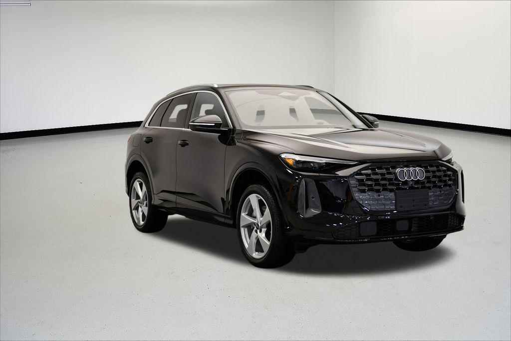 Thumbnail: 2025 Audi Q5 - 7
