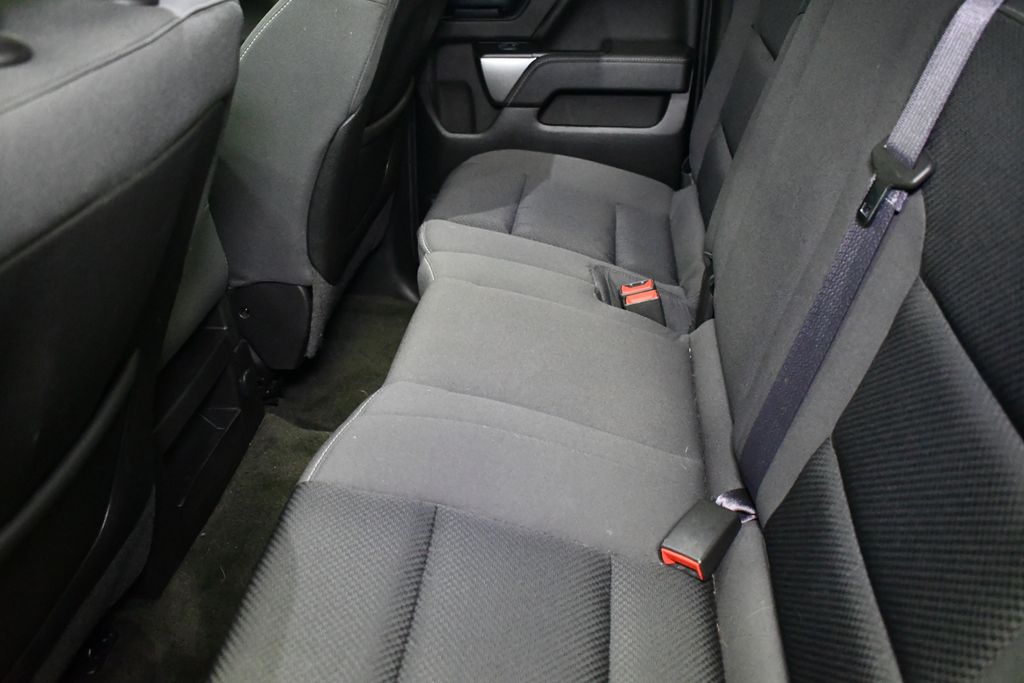 Thumbnail: 2015 Chevrolet Silverado 1500 - 24