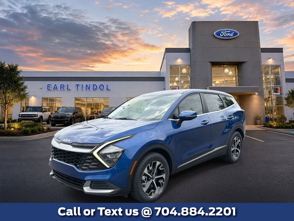 Sapphire Blue 2023 Kia Sportage SUV / Crossover Front-Wheel Drive 8-Speed Automatic