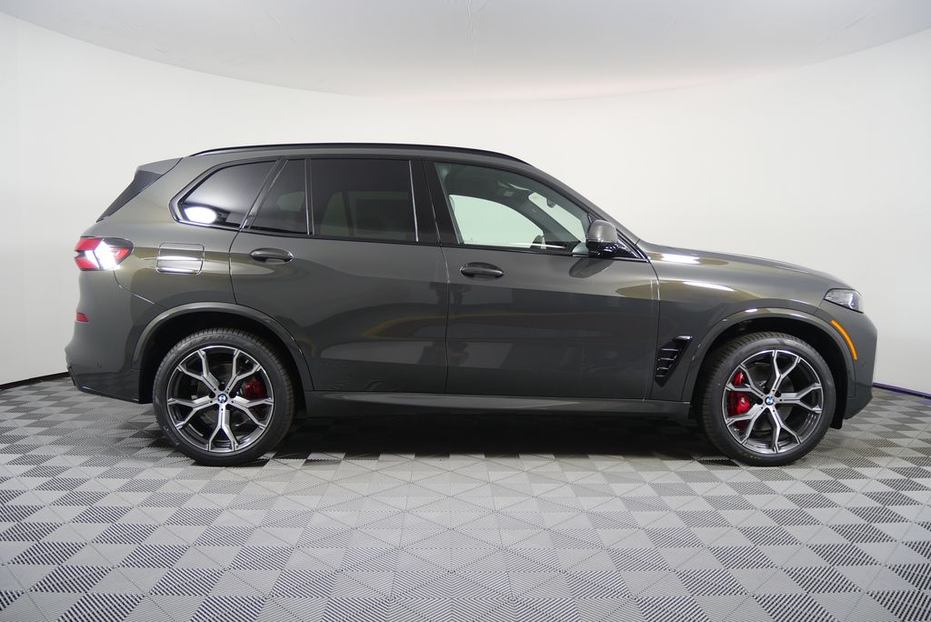 Thumbnail: 2026 BMW X5 - 2