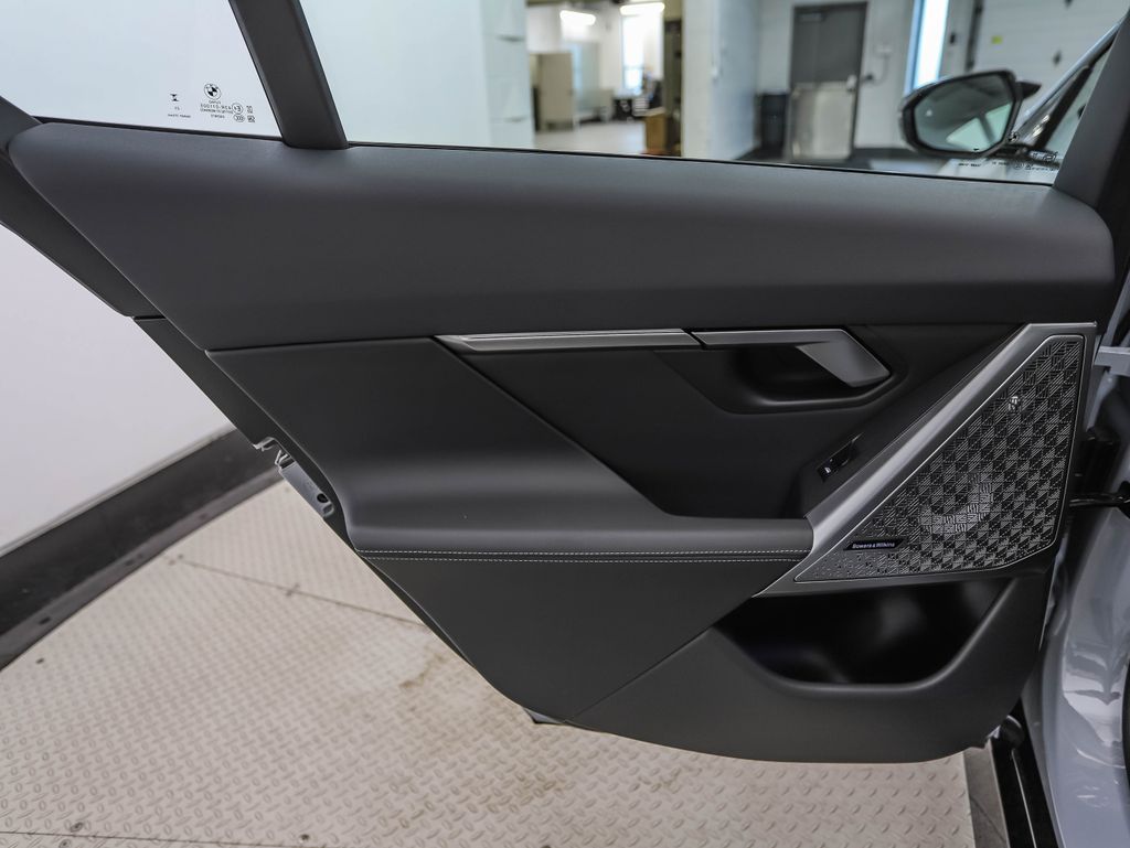 Thumbnail: 2024 BMW i5 - 20