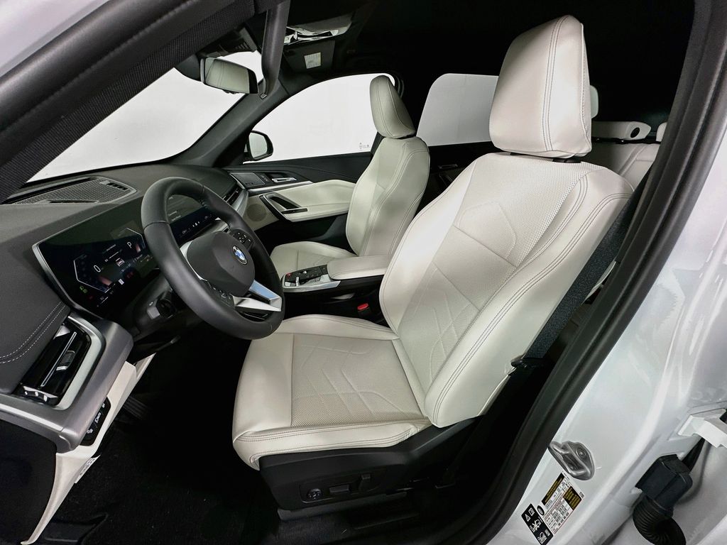 Thumbnail: 2026 BMW X1 - 16