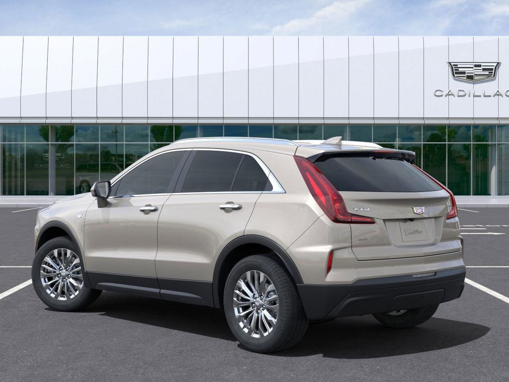 2024 Cadillac XT4 Luxury 3