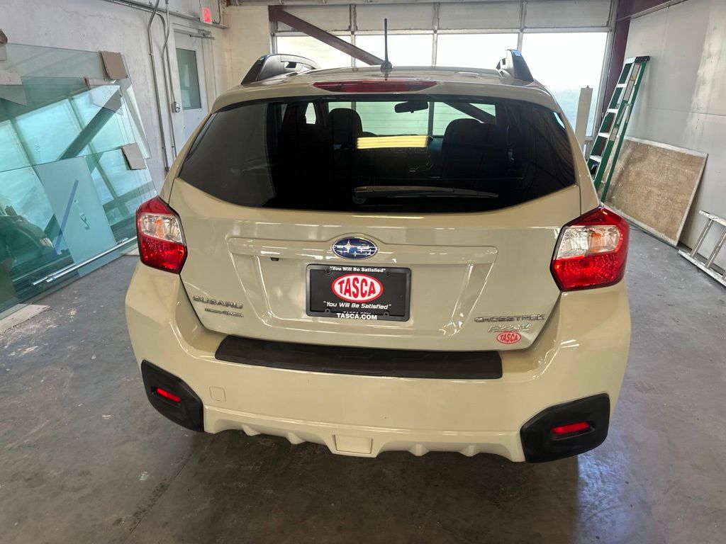 Used 2017 Beige Subaru 2.0i Premium image 5