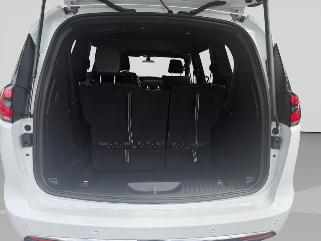 2026 Chrysler Pacifica Limited White at Honda North