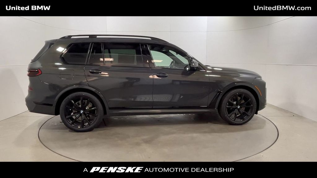 2026 BMW X7 xDrive40i 9