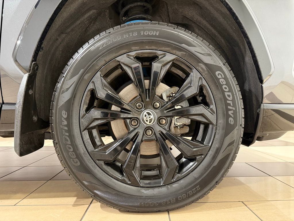 Thumbnail: 2023 Toyota RAV4 - 9