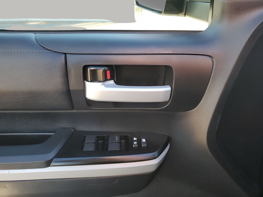 Used Car 2021 Toyota Tundra  Sr5 For Sale Under $40,000 In Austin, Texas