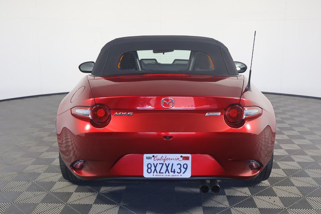 Thumbnail: 2019 Mazda MX-5 Miata - 5