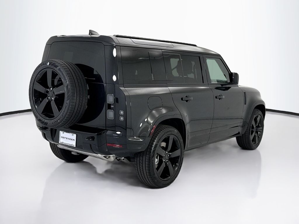 Thumbnail: 2026 Land Rover Defender - 5