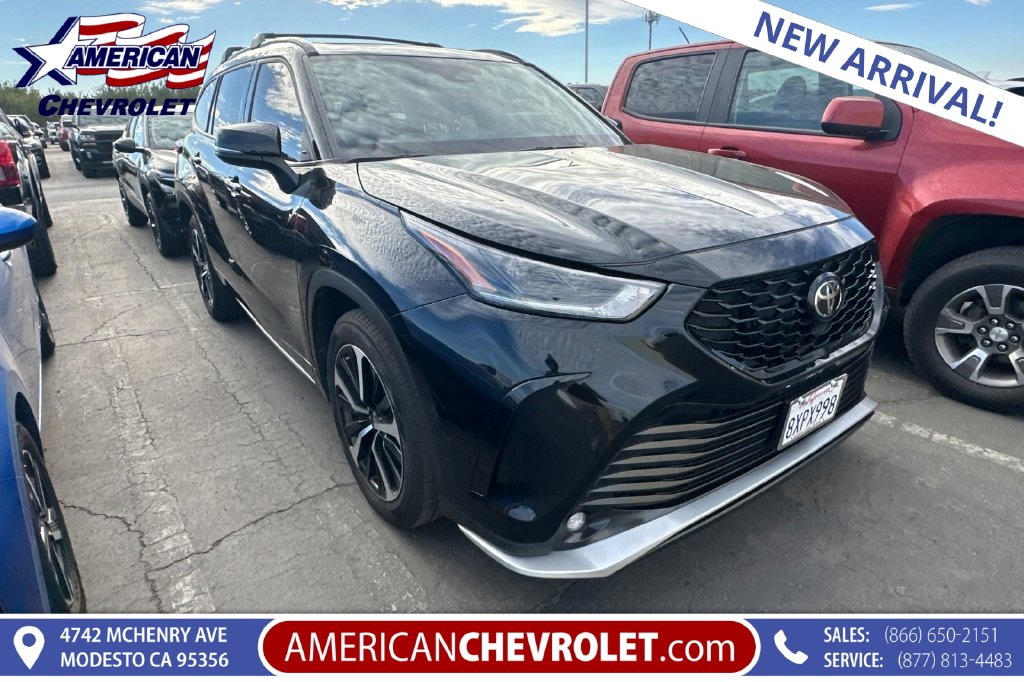 Midnight Black Metallic 2021 Toyota Highlander SUV / Crossover All-Wheel Drive 8-Speed Automatic