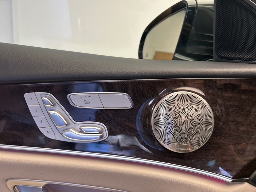 Thumbnail: 2023 Mercedes-Benz E-Class - 21