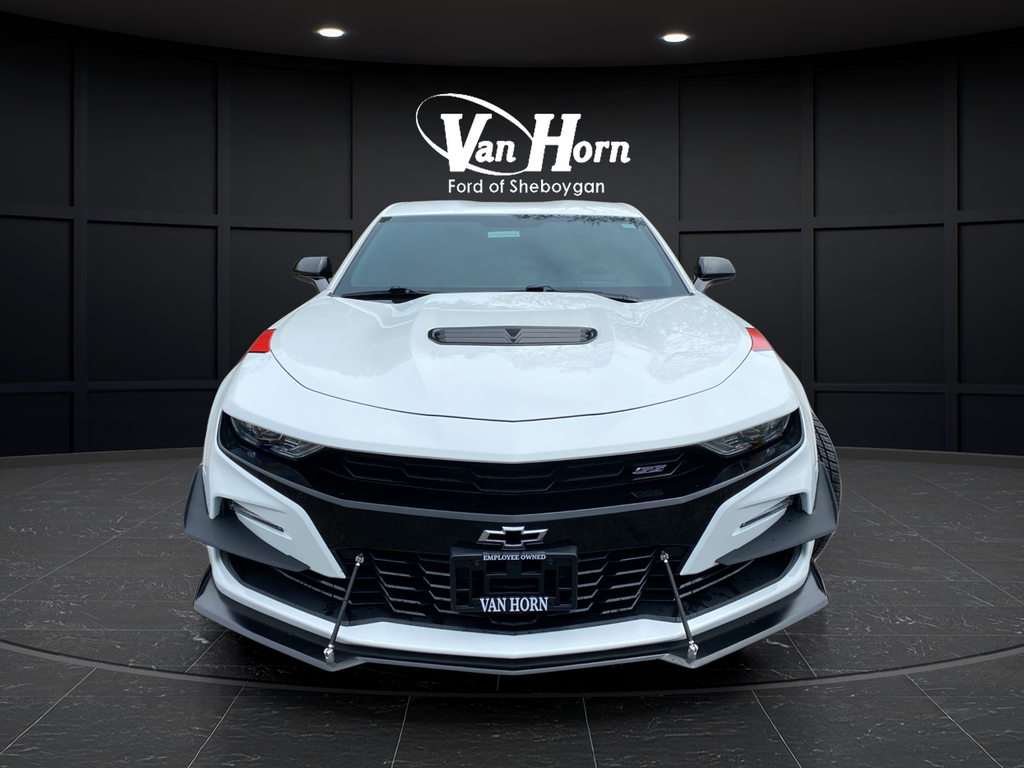 Used 2019 Summit White Chevrolet SS image 2