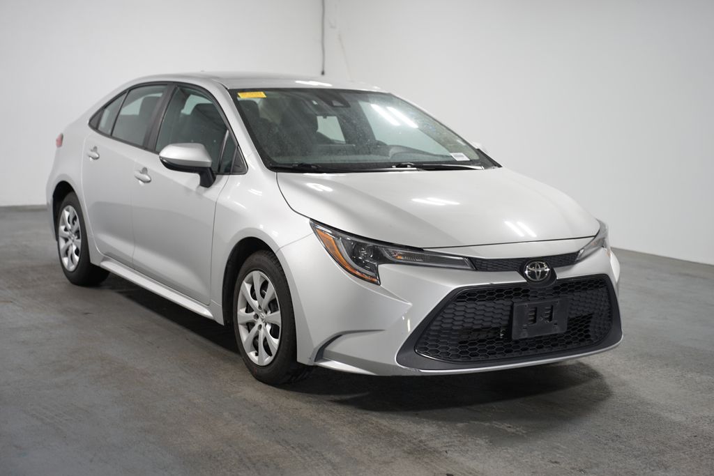 2022 Toyota Corolla LE 3