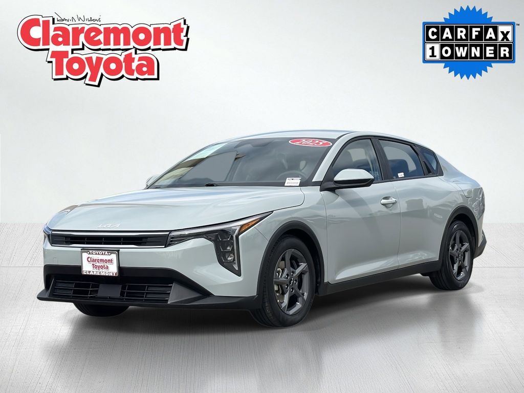 2025 Kia K4 LXS FWD