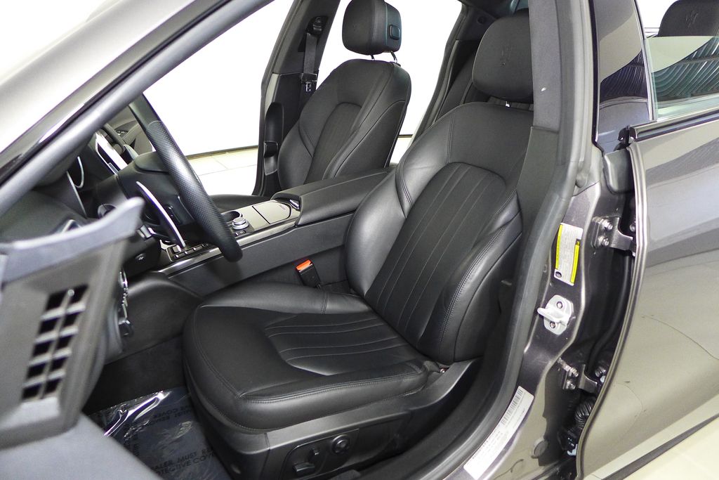 Thumbnail: 2020 Maserati Ghibli - 22