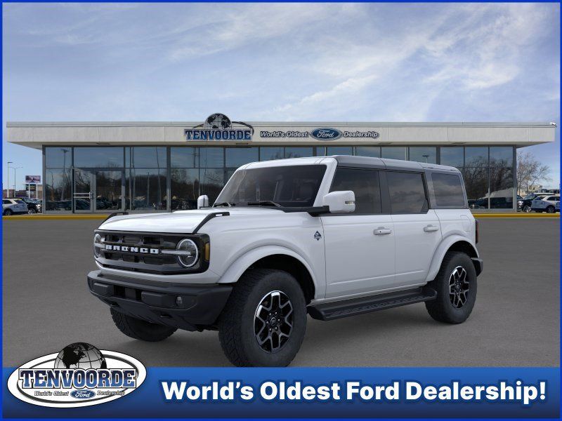 Oxford White 2025 Ford Bronco Outer Banks 4-Door 4WD SUV / Crossover Four-Wheel Drive Automatic