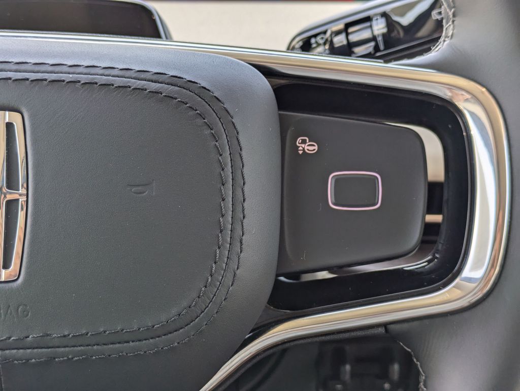 2027 Lincoln Navigator Reserve L