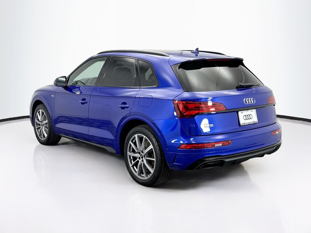Thumbnail: 2022 Audi Q5 - 7