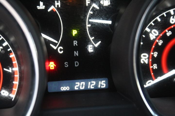 Used Car 2011 Toyota Highlander  Limited For Sale Under $10,000 In Georgetown, Texas