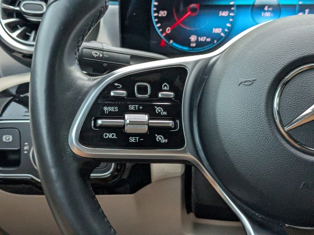 2022 Mercedes-Benz A 220 4MATIC