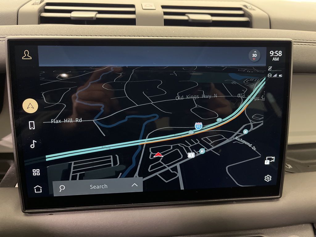 Thumbnail: 2025 Land Rover Defender - 17