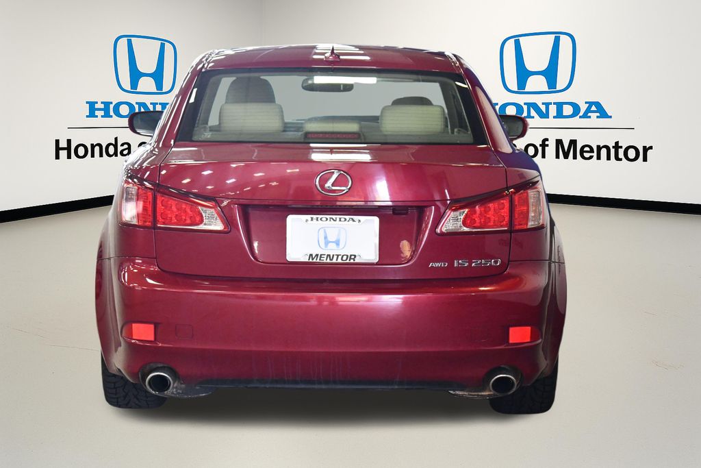 Thumbnail: 2013 Lexus IS - 4