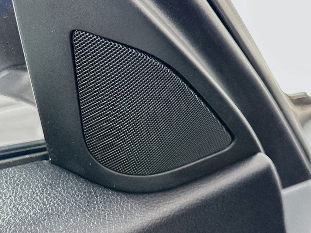 Thumbnail: 2014 BMW 3 Series - 18