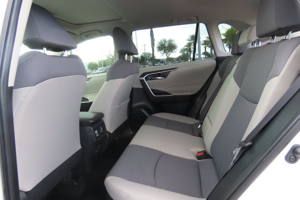 Thumbnail: 2024 Toyota RAV4 - 20