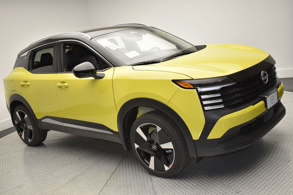 Thumbnail: 2026 Nissan Kicks - 3