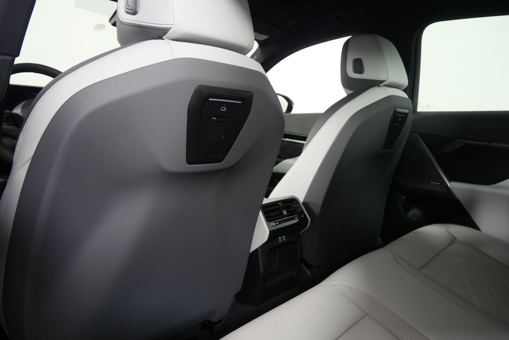 2026 BMW 5 Series 530i 16