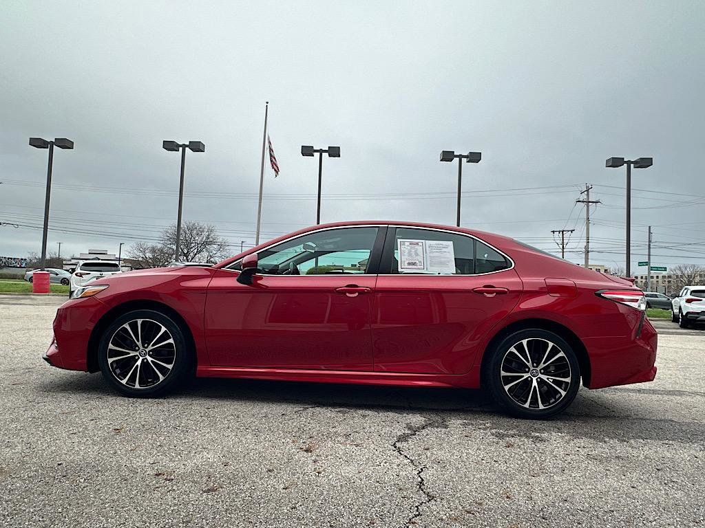 View vehicle photo 2