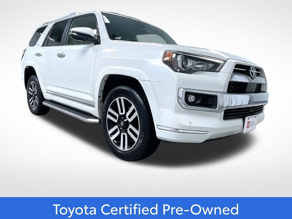 2022 Toyota 4Runner Limited's photo
