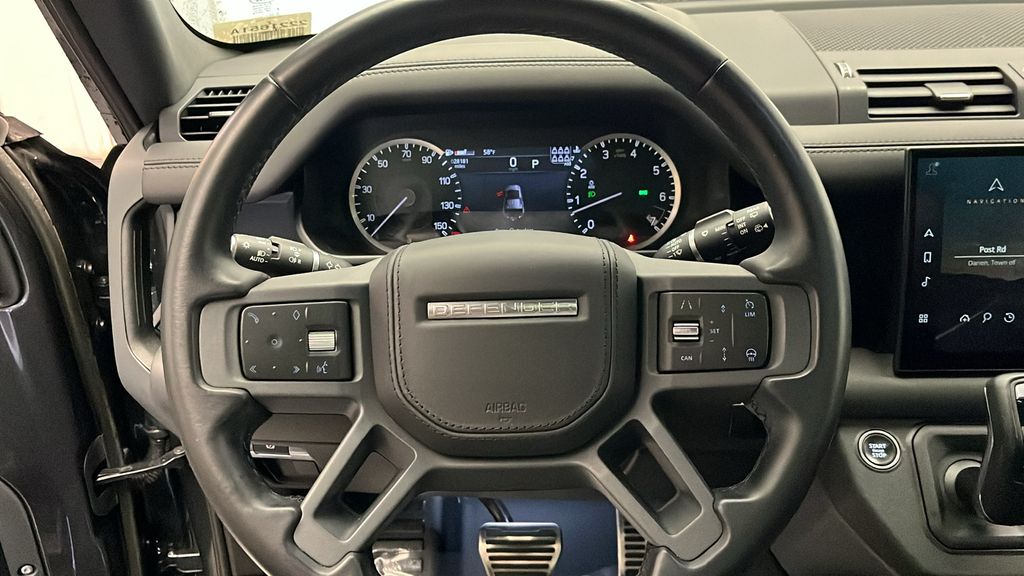 2023 Land Rover Defender 130 13