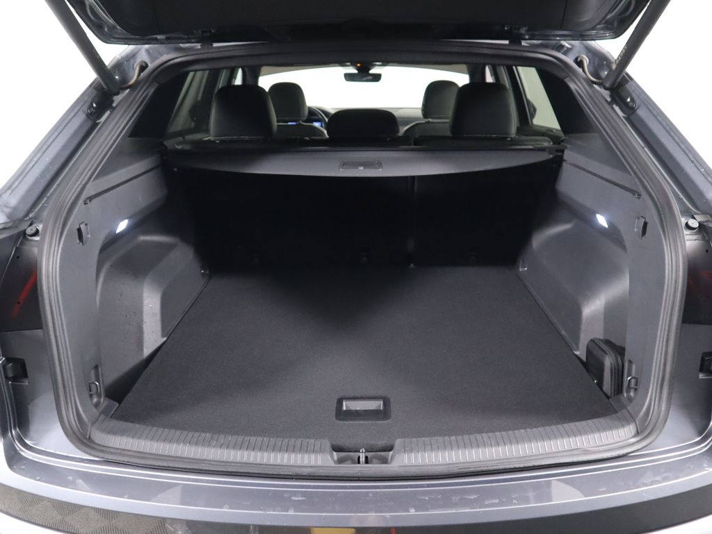 Thumbnail: 2024 Volkswagen Atlas - 28