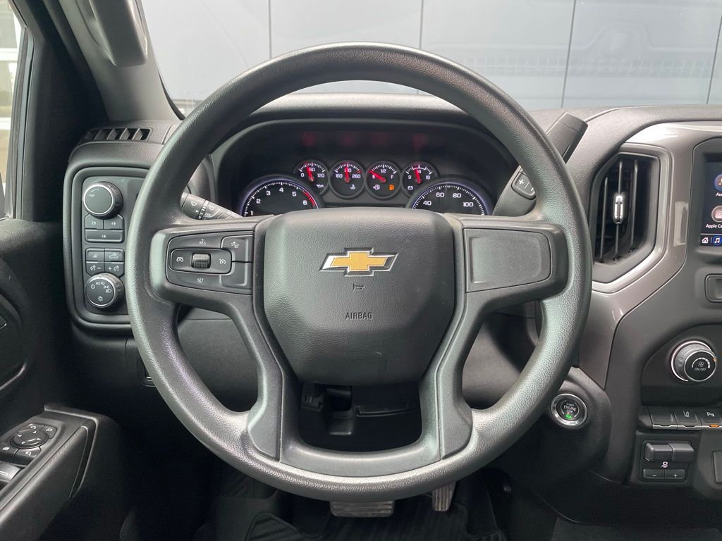Used 2024 Gray Chevrolet Custom image 13