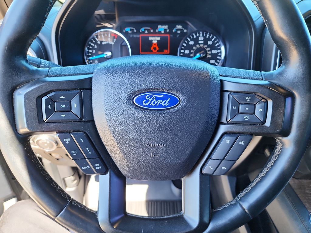 2020 Ford Expedition Limited photo