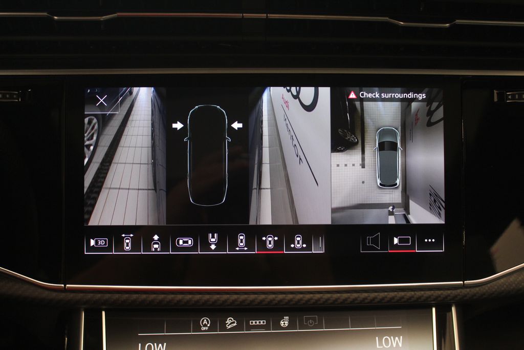 Thumbnail: 2026 Audi SQ7 - 25
