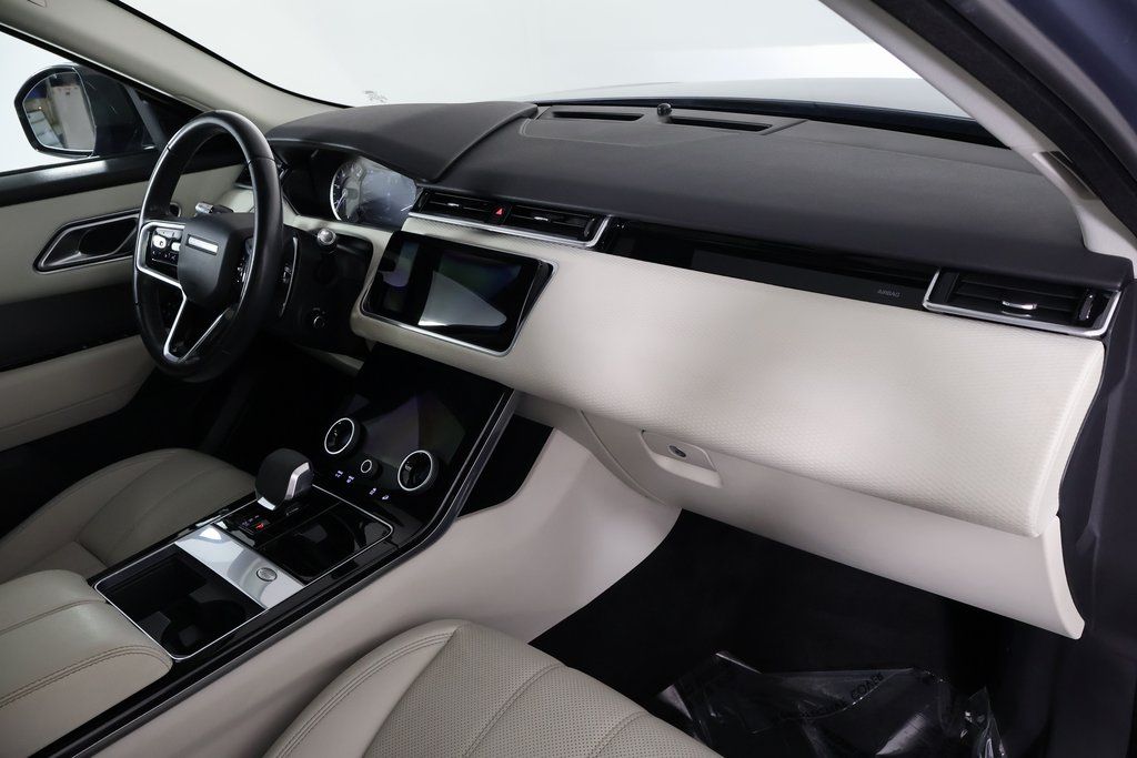 Thumbnail: 2021 Land Rover Range Rover Velar - 9