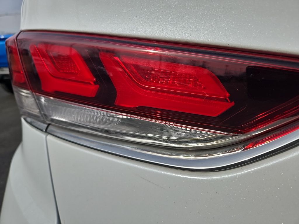 2018 Hyundai Sonata Limited 10