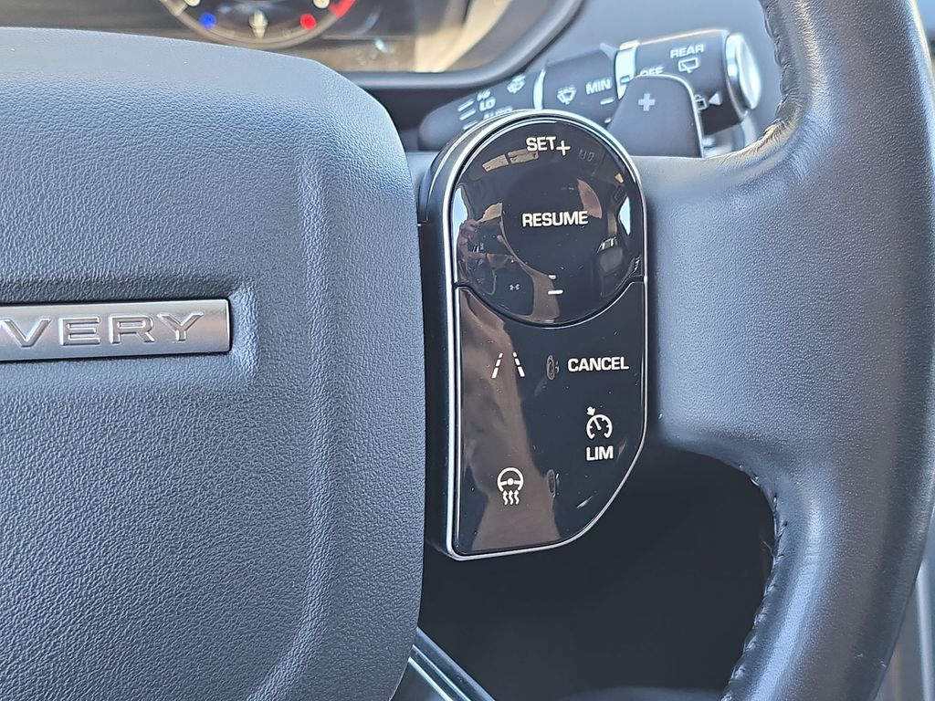 Used 2020 White Land Rover Landmark Edition image 23