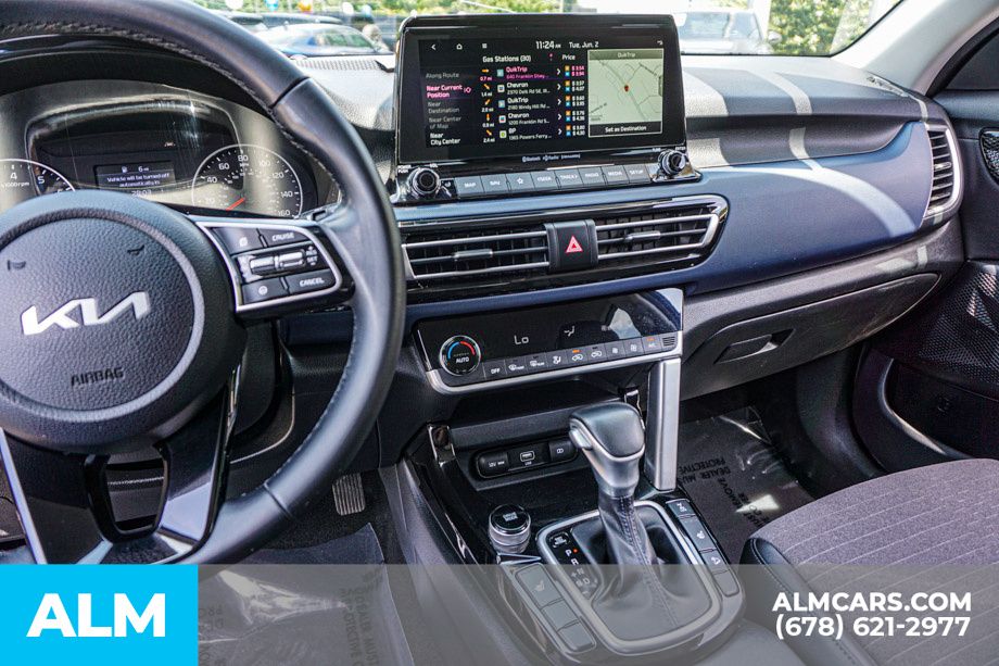 Used 2022 Blue Kia Nightfall image 32