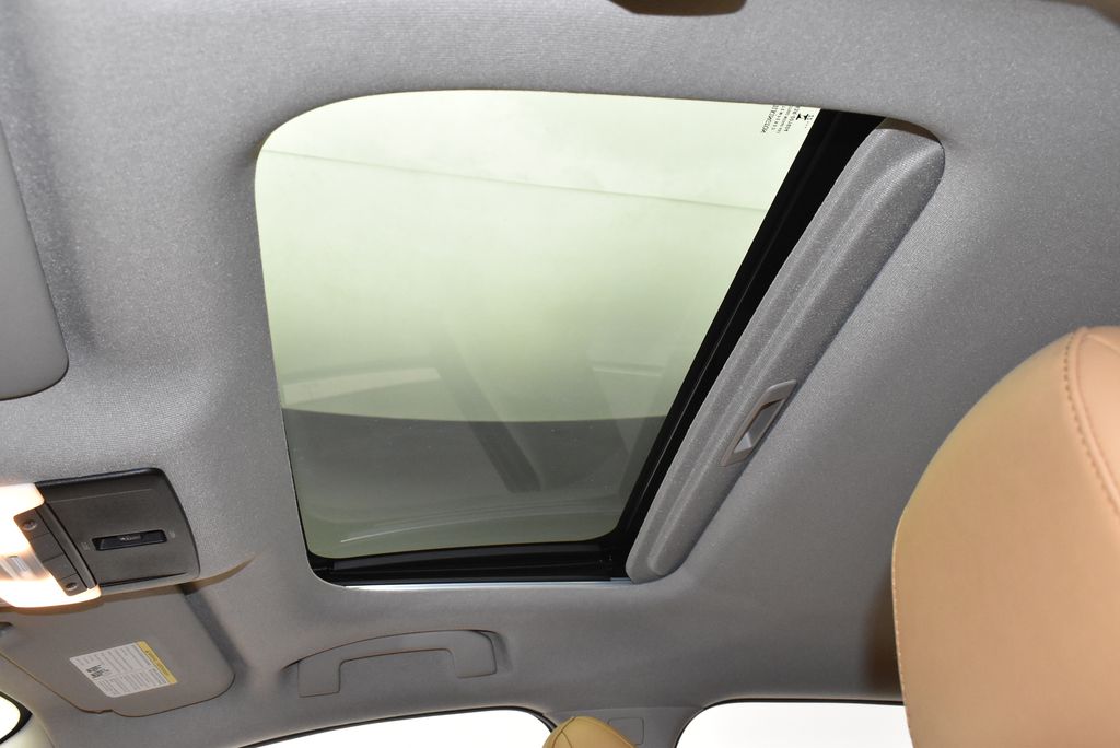 Thumbnail: 2023 Nissan Sentra - 14