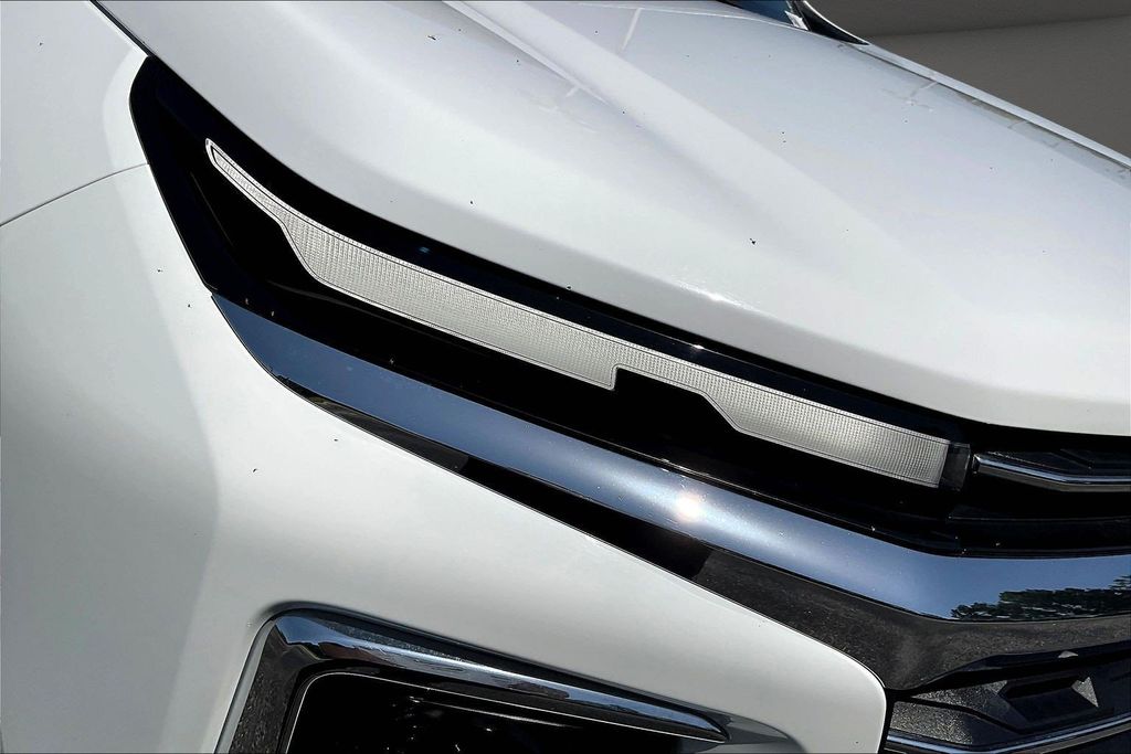 Used 2024 Chevrolet Traverse SUV