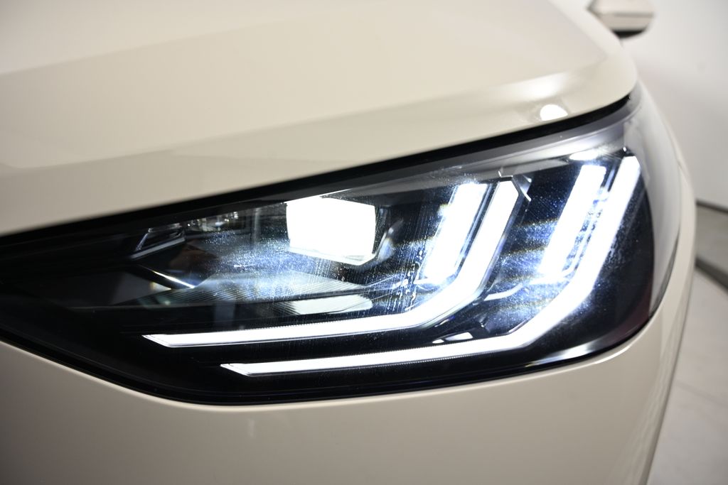 Thumbnail: 2026 BMW X3 - 9