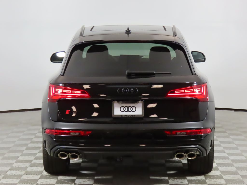 2024 Audi SQ5  4