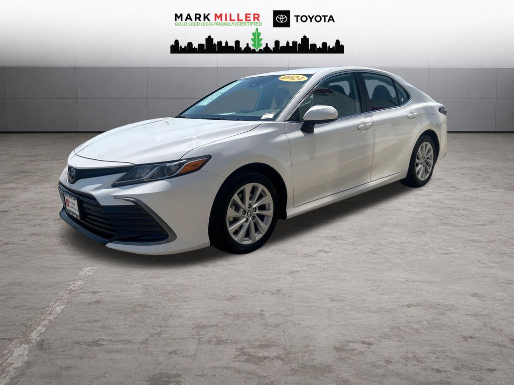 Ice 2024 Toyota Camry Sedan Front-Wheel Drive Automatic